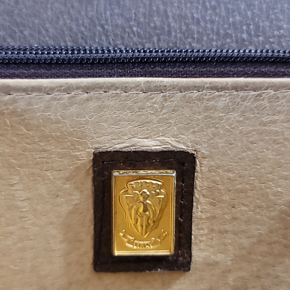 GUCCI VTG 70's Brown Leather Flap Accordian Style Shoulder Bag Rehab W/COA - Picture 13 of 15